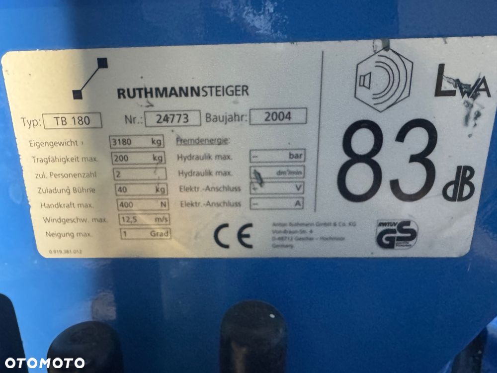 Mercedes-Benz Sprinter - 9