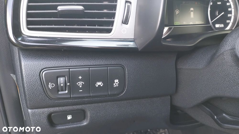 Kia Niro 1.6 GDI 2WD Vision - 12