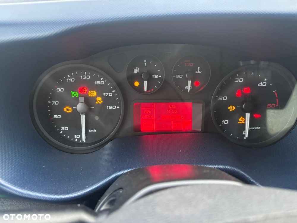 Iveco DAILY 35C18 50C15 50C17 35C14 35C15 35C17 35C18 70C17 72C15 70C18 Chłodnia Mroźnia carrier xarios 8 euro palet - 12