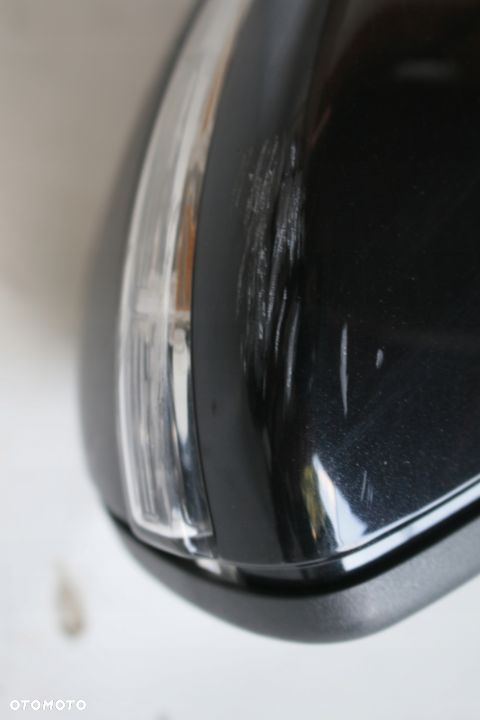 lusterko lewe VW Passat B7 7 PIN - 7