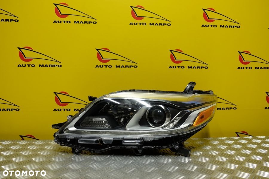 TOYOTA SIENNA LIFT 2015- REFLEKTOR LAMPA XENON LED USA - 2