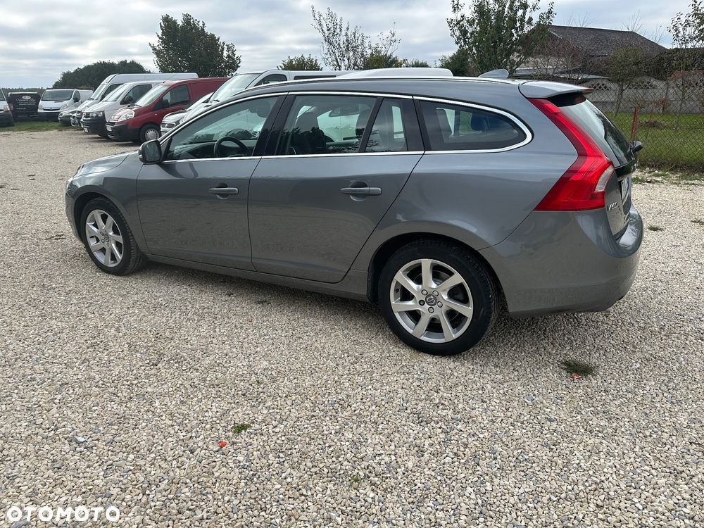 Volvo V60 D3 Drive-E Summum - 3
