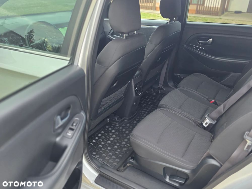 Kia Carens 1.6 GDI Business Line 7os EU6 - 13