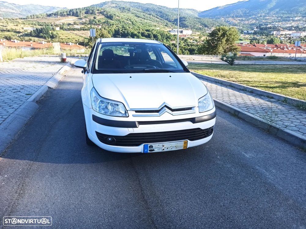 Citroën C4 1.6 HDi 110 Exclusive - 1