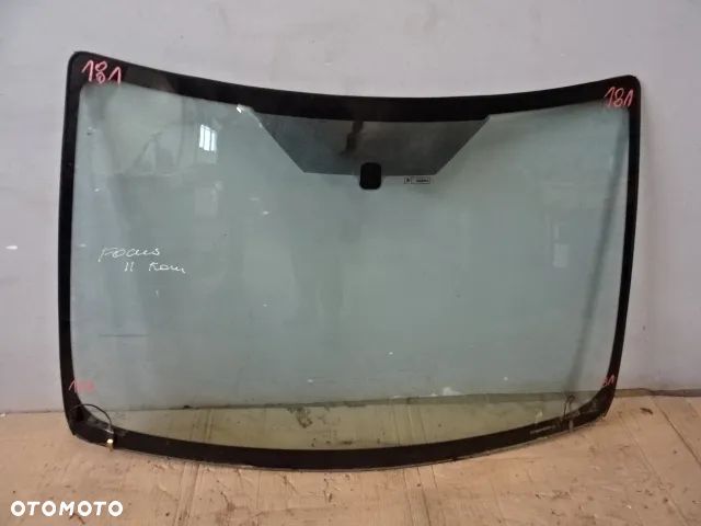 SZYBA CZOŁOWA PRZEDNIA FORD FOCUS MK2 KOMBI NR181