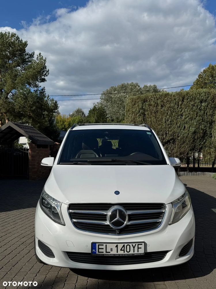 Mercedes-Benz V-Class 2016 photo 2