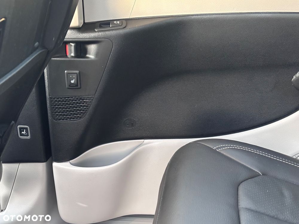 Chrysler Pacifica - 18