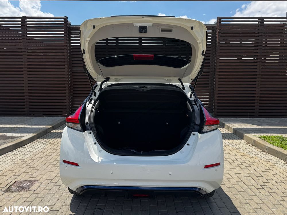 Nissan LEAF - 15