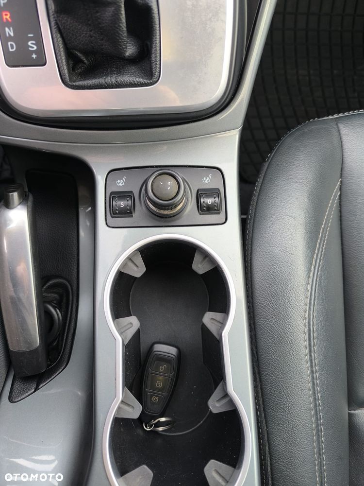 Ford C-MAX 2.0 TDCi Titanium - 26