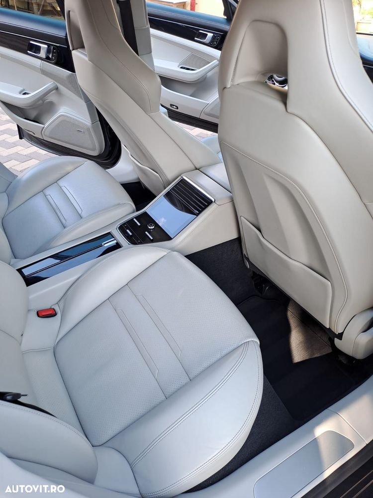 Porsche Panamera 4S E-Hybrid - 8