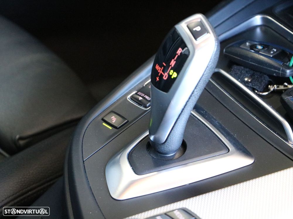 BMW 318 d Touring Pack M Auto - 15