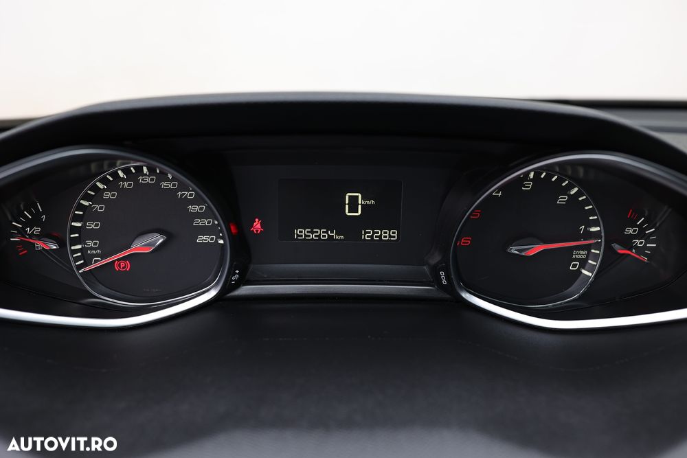 Peugeot 308 1.6 BlueHDi FAP STT Allure - 9