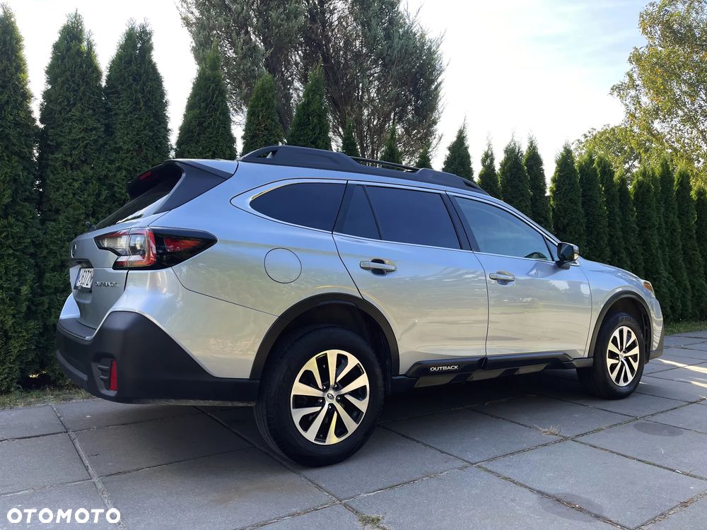 Subaru Outback - 1