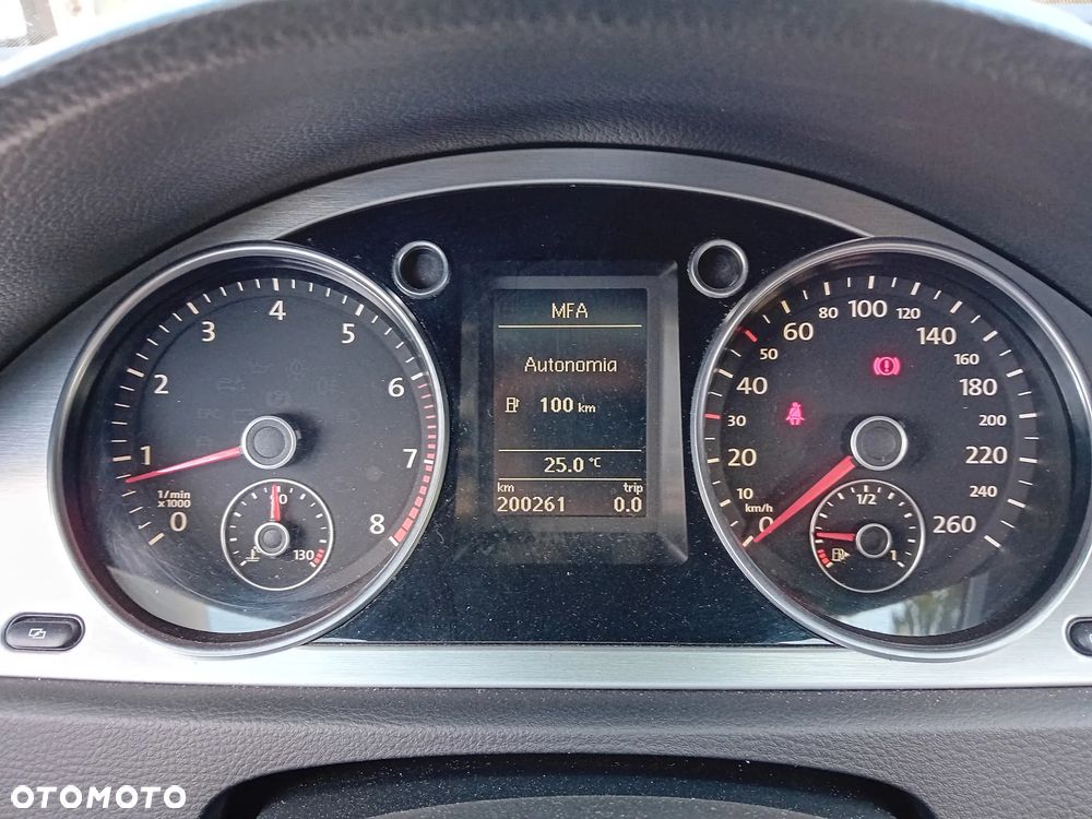 Volkswagen Passat 1.8 TSI Exclusive - 12