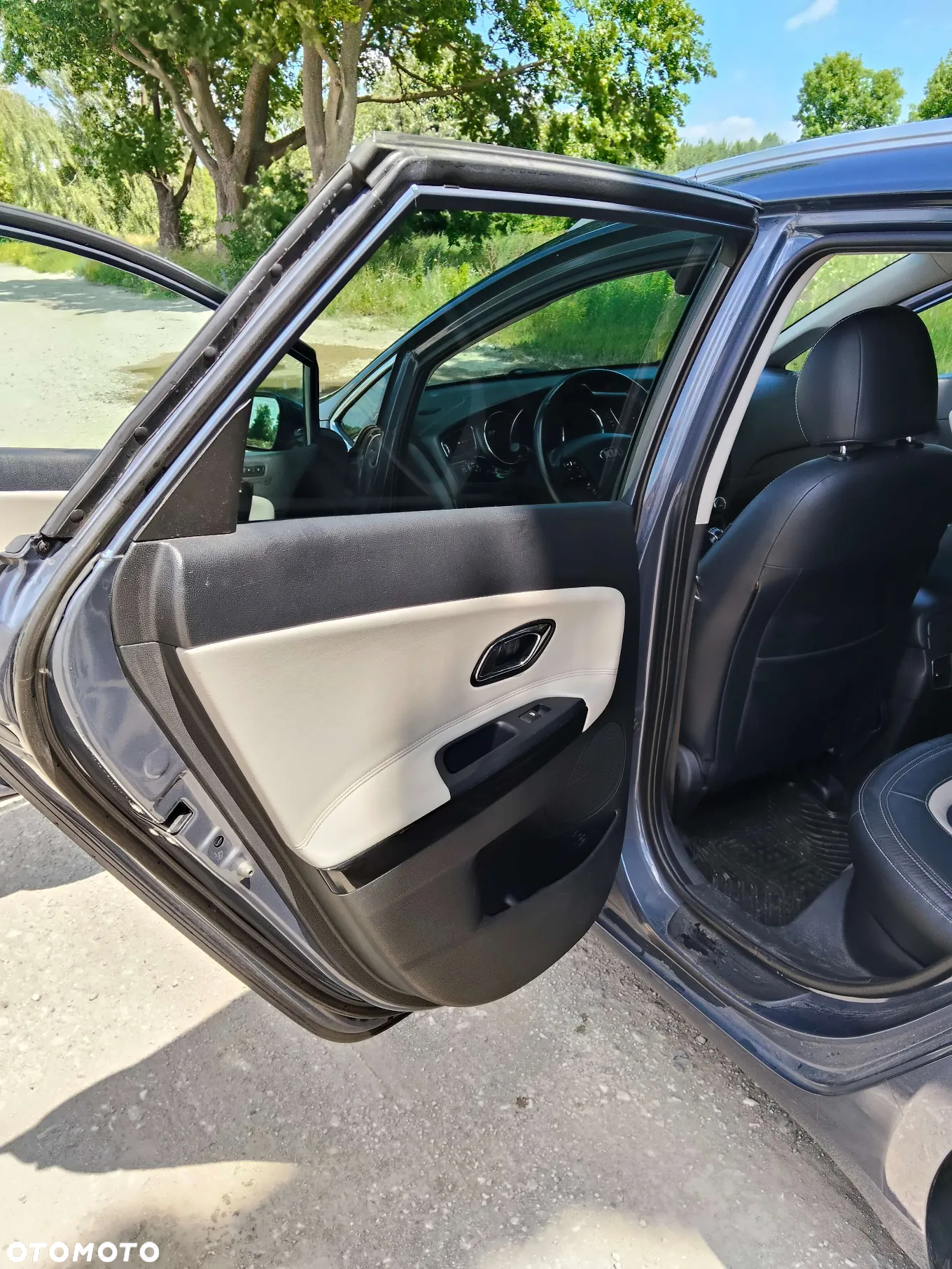 Kia Ceed Cee'd 1.6 CRDi L - 4