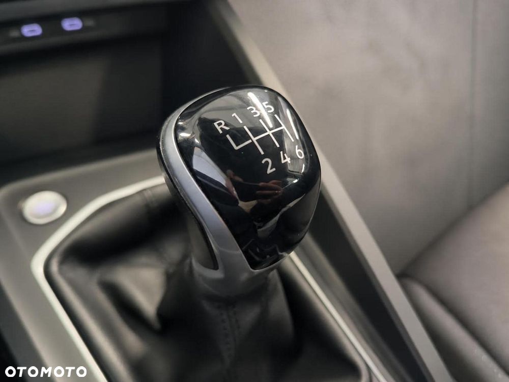 Volkswagen Golf 1.5 TSI EVO Life - 22