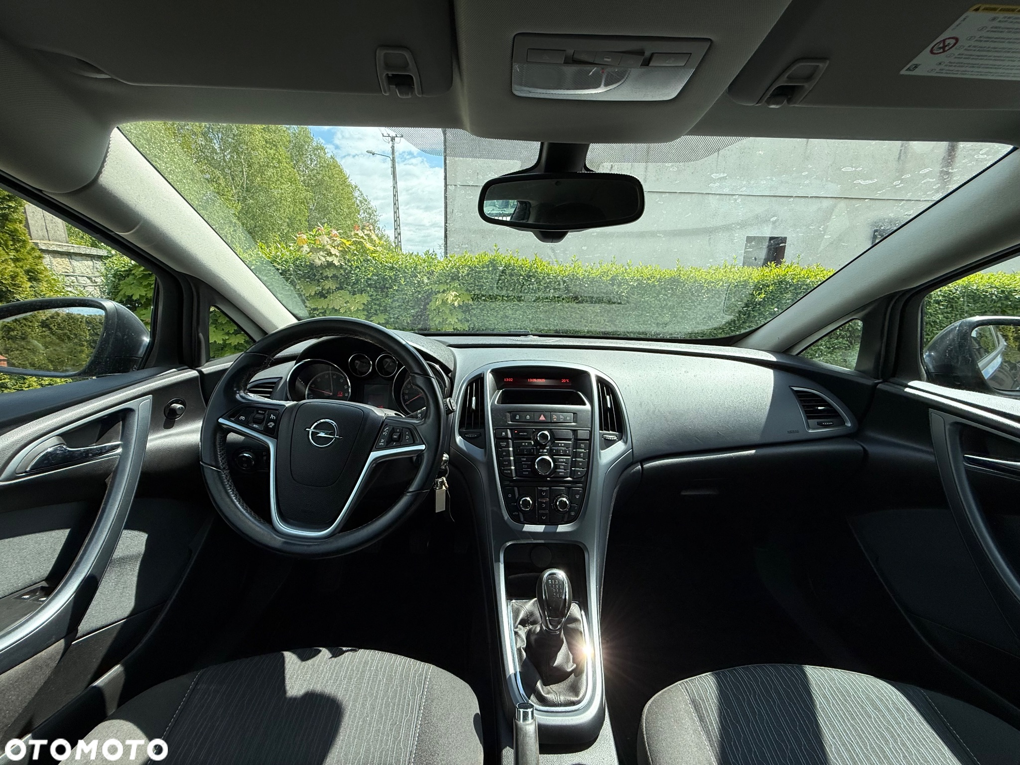 Opel Astra GTC 1.4 Turbo - 23