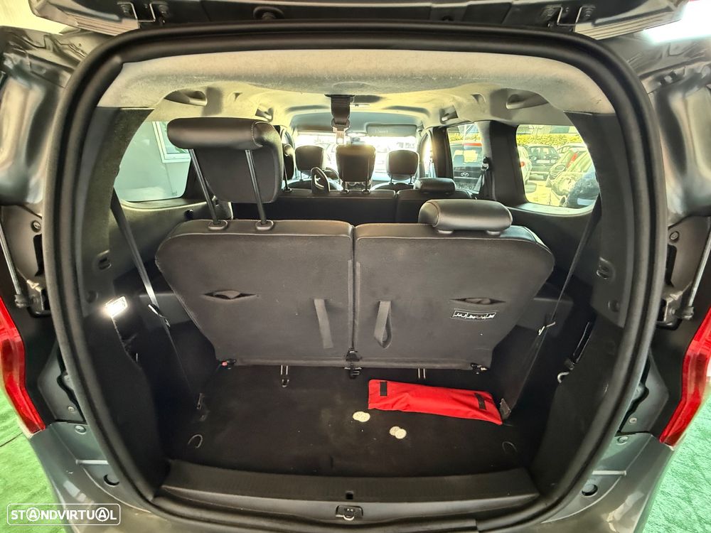 Dacia Lodgy dCi 110 Stepway - 17