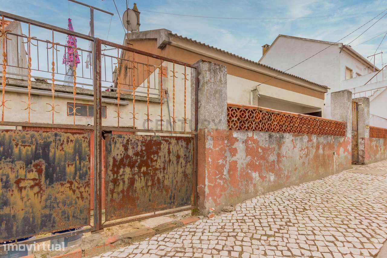 Quinta do Conde - Moradia Isolada de 3 assoalhadas para remodelação, c - Grande imagem: 2/13