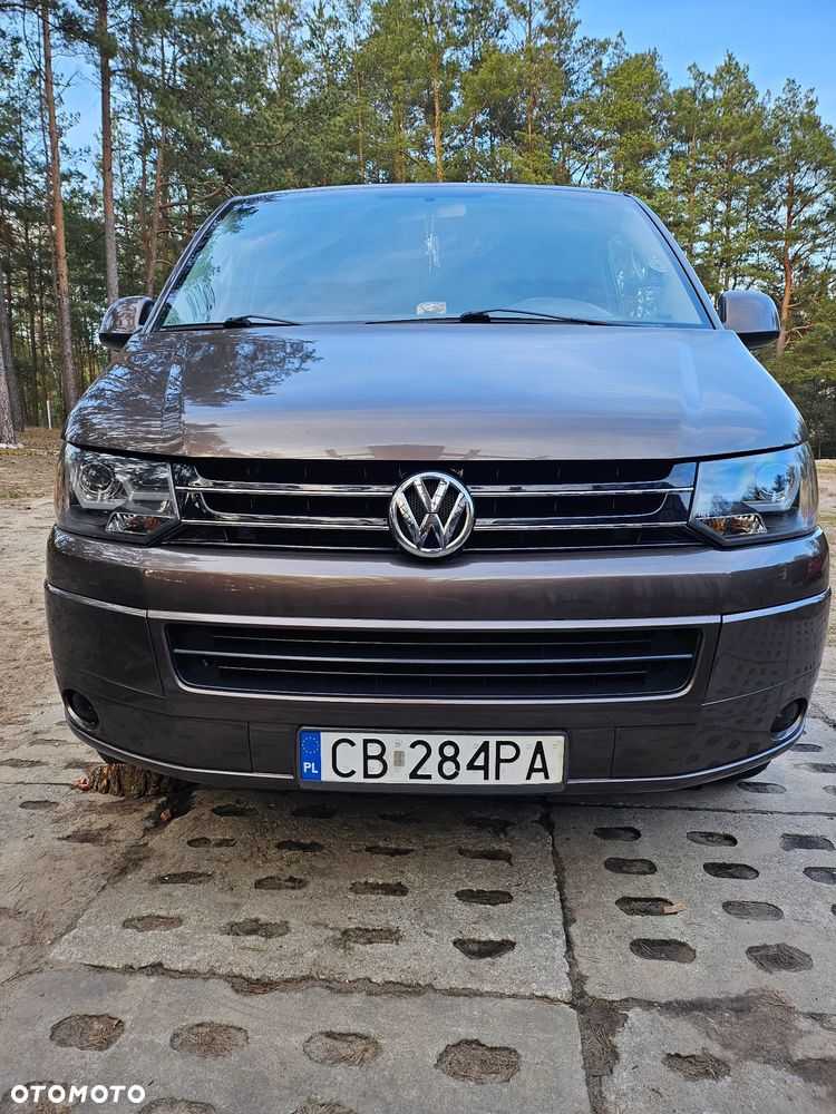 Volkswagen Caravelle - 18
