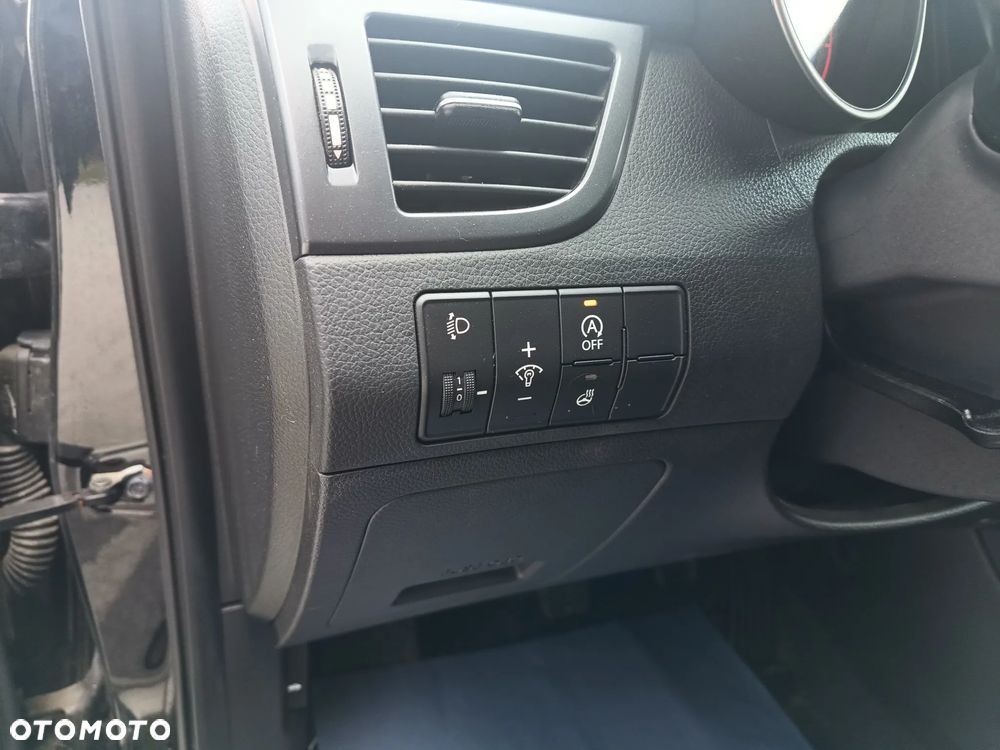 Hyundai i30 blue 1.6 CRDi Style - 17