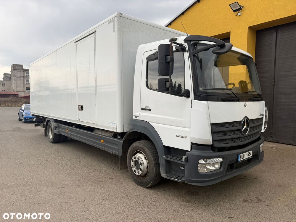 Mercedes-Benz Atego - 1