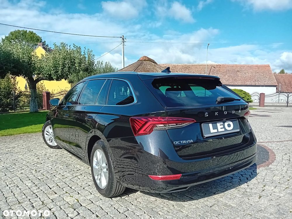 Skoda Octavia 2.0 TDI DSG Base - 4