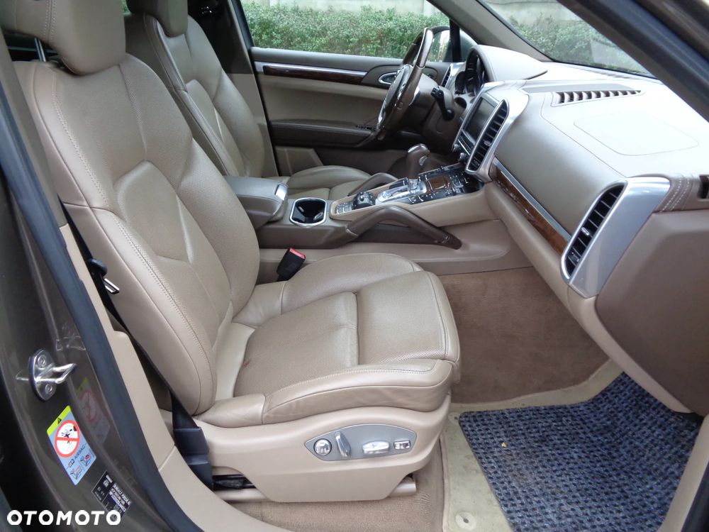 Porsche Cayenne Diesel Tiptronic S - 19