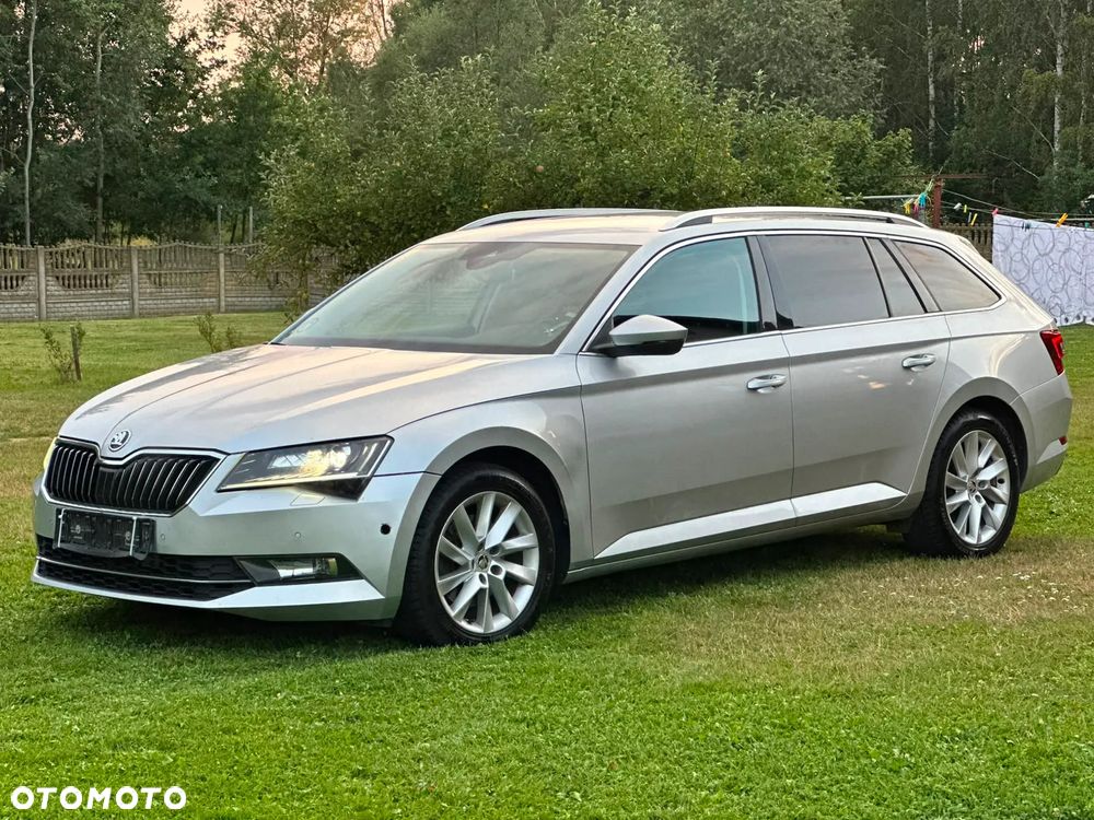 Skoda Superb 2.0 TDI Ambition DSG - 11
