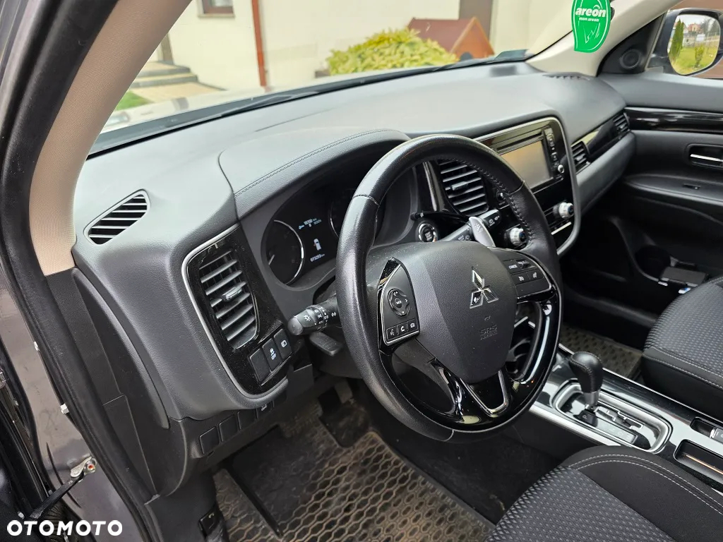 Mitsubishi Outlander 2.0 Intense 2WD CVT - 7