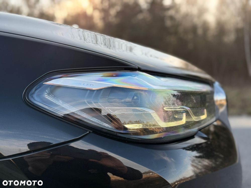 BMW Seria 5 530e Luxury Line sport - 20