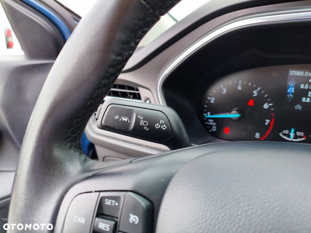 Ford Focus 1.0 EcoBoost Titanium - 17