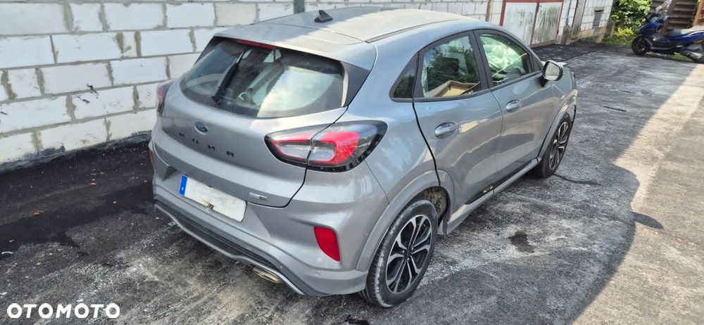 Ford Puma 1.0 EcoBoost mHEV Titanium X - 8
