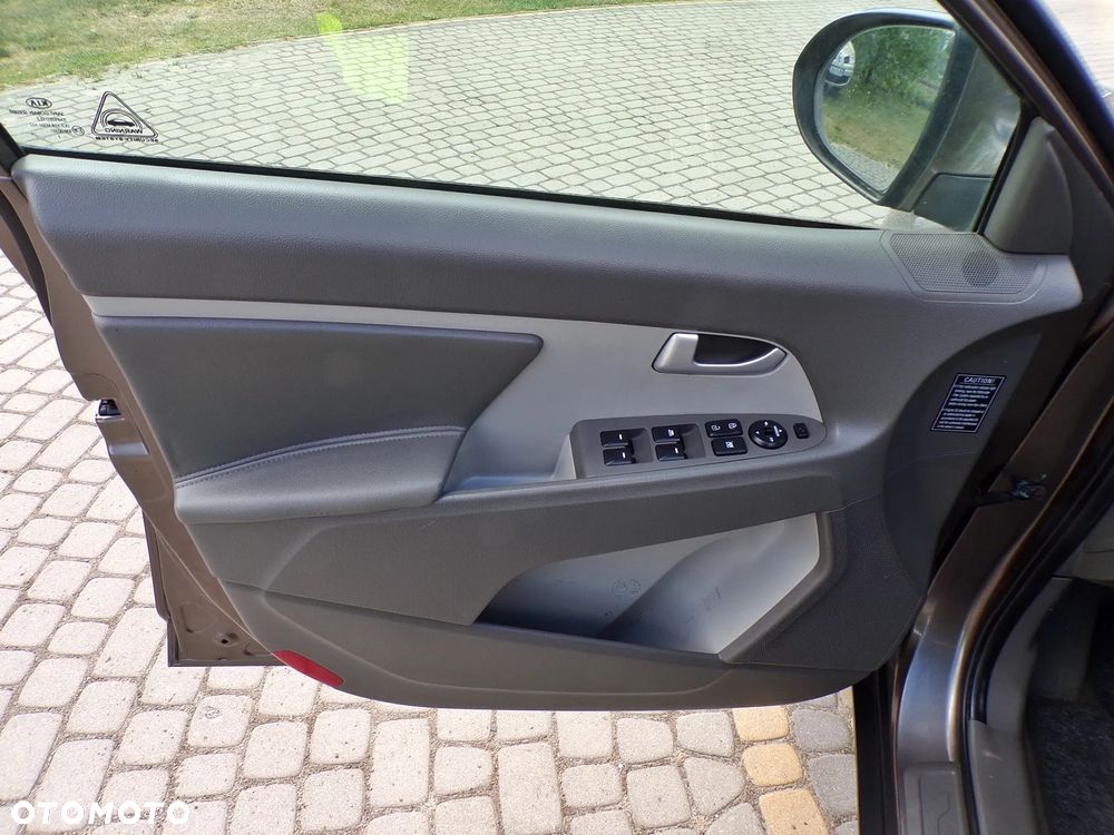 Kia Sportage 1.7 CRDI 2WD Vision - 17