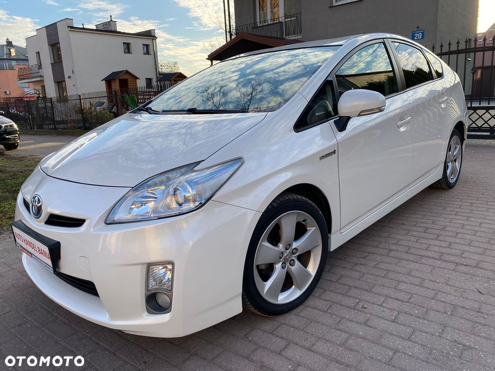 Toyota Prius (Hybrid) Comfort - 27