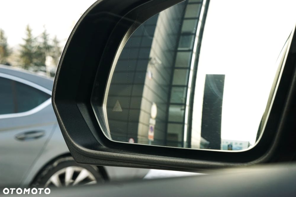 Mercedes-Benz Klasa V 300 d 4-Matic 9G-Tronic Avantgarde (d³ugi) - 35