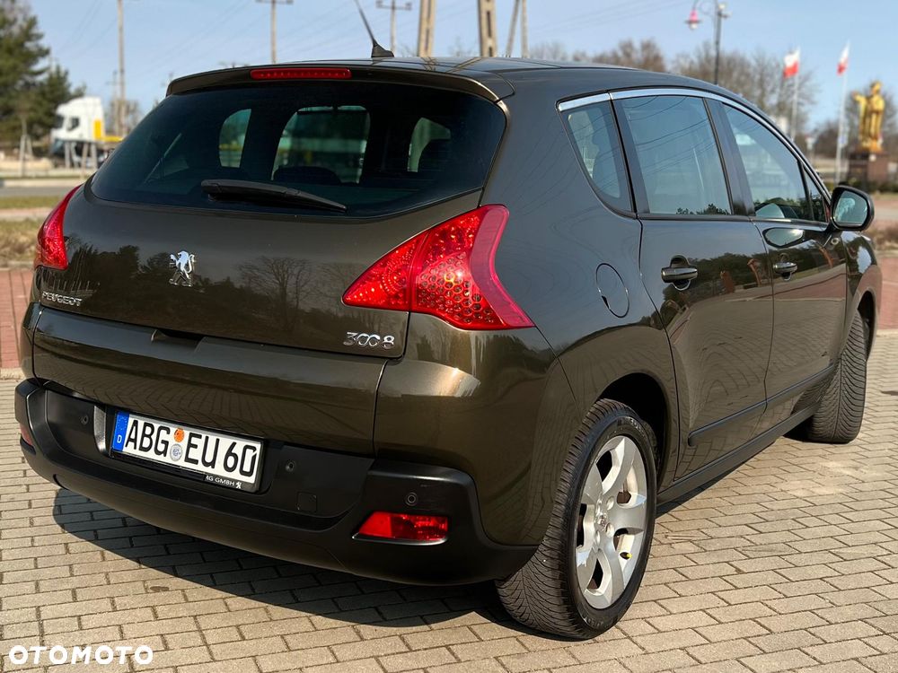Peugeot 3008 HDi FAP 165 Automatik Premium - 4