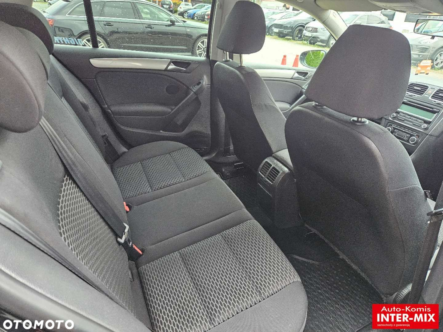 Volkswagen Golf - 16