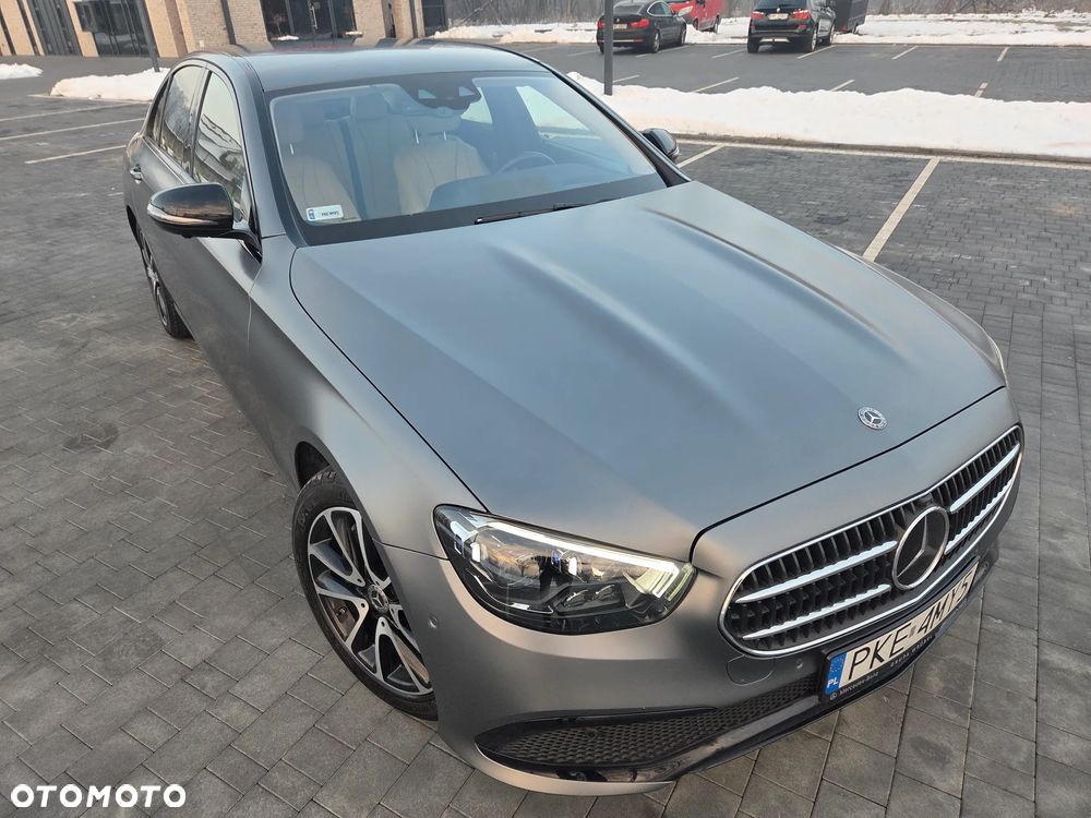Mercedes-Benz Klasa E 300 d 4-Matic Exclusive - 4