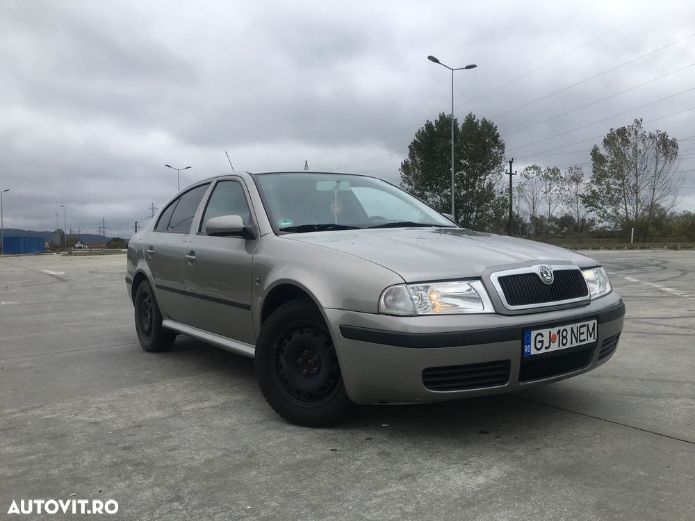 Skoda Octavia 1.6 Tour - 2