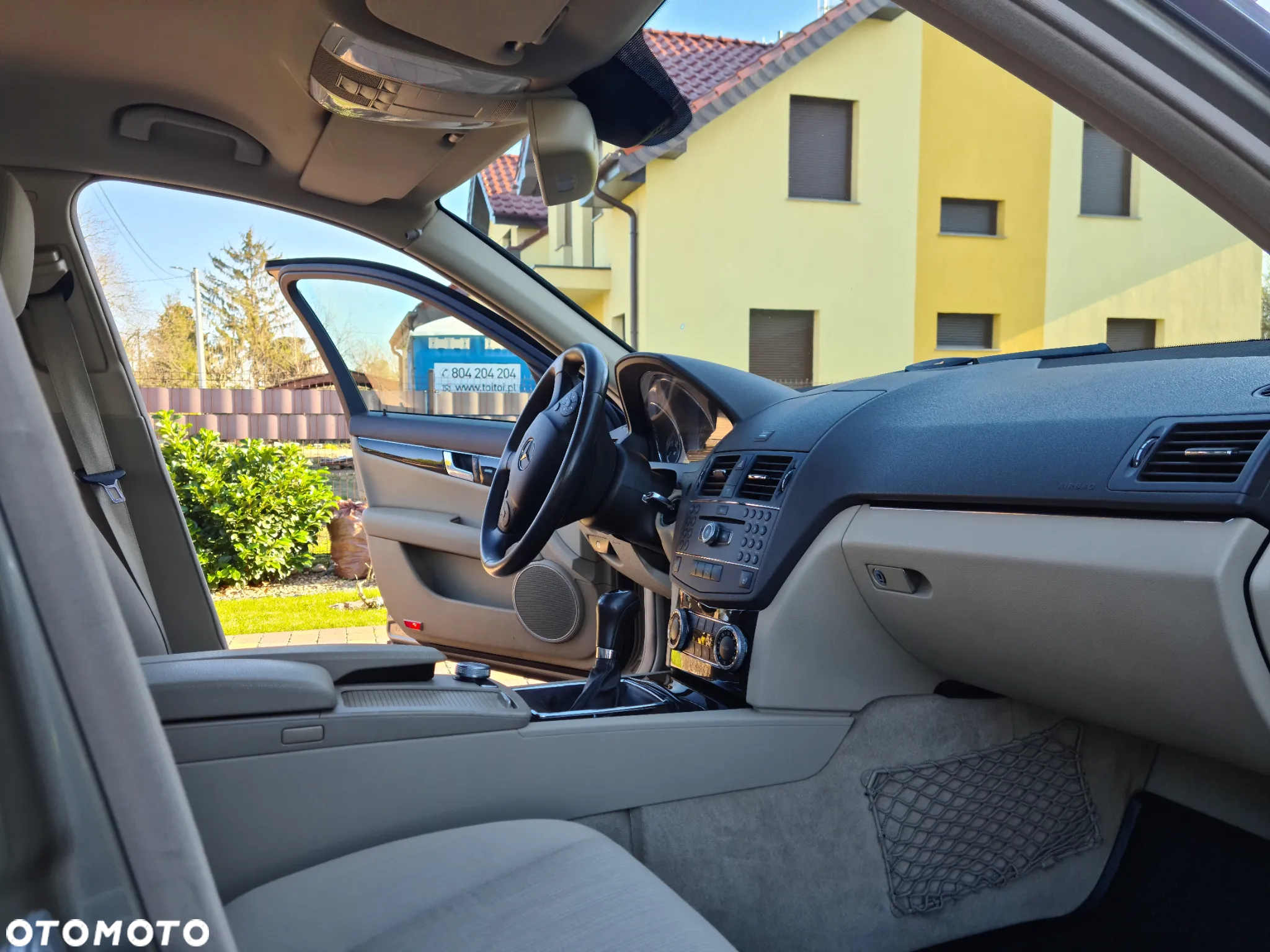 Mercedes-Benz Klasa C 200 (BlueEFFICIENCY) Elegance - 4