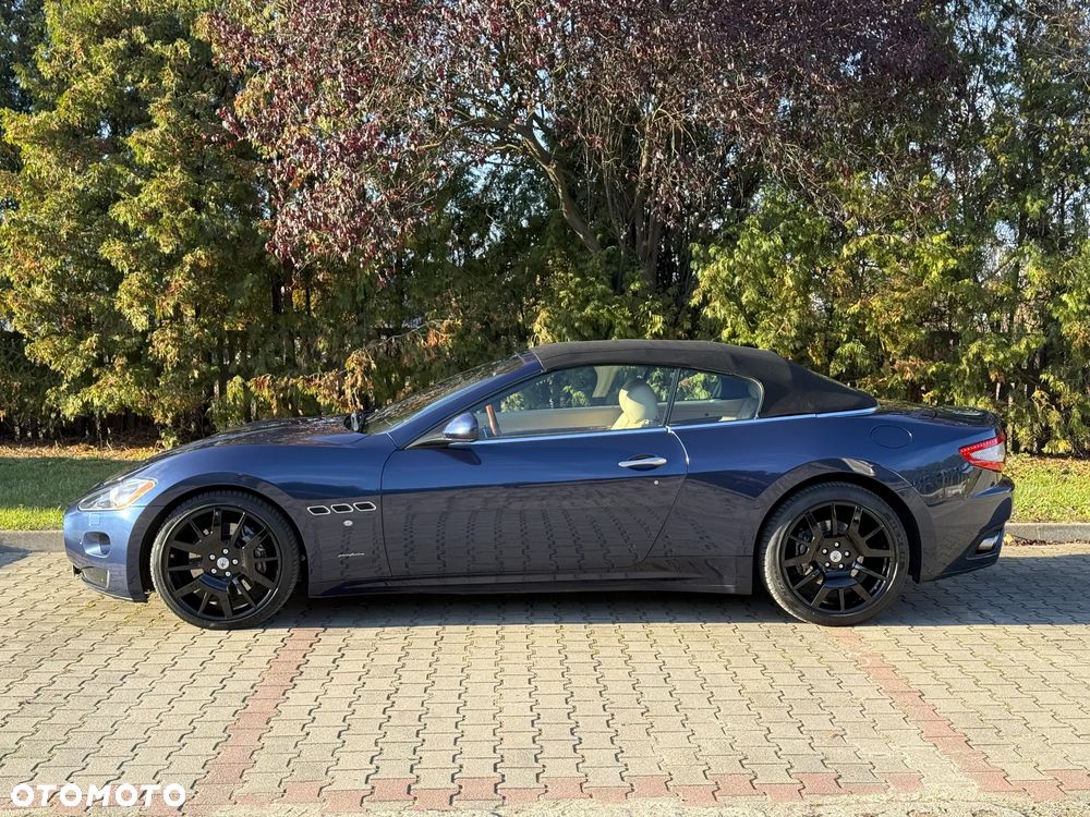 Maserati GranCabrio Standard - 14