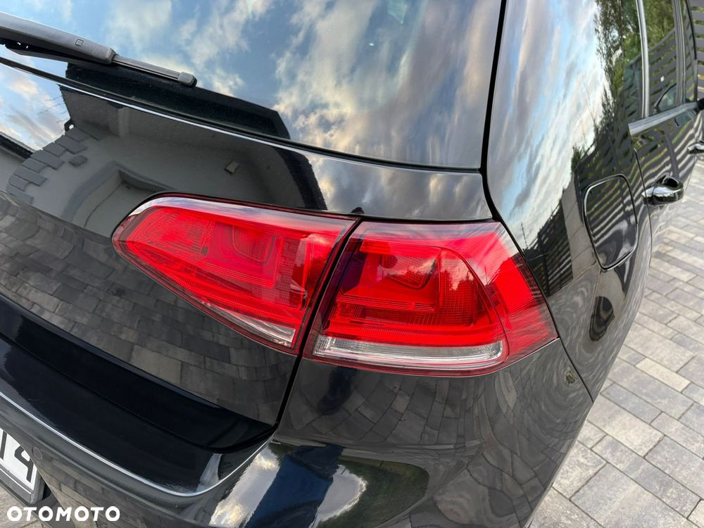 Volkswagen Golf 1.2 TSI BMT Trendline Perfectline - 25