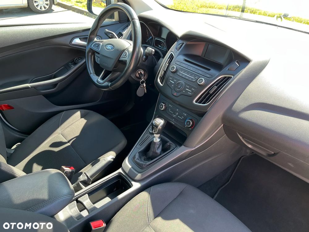 Ford Focus - 14