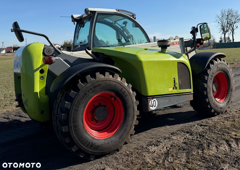 Claas scorpion 7040 - 2