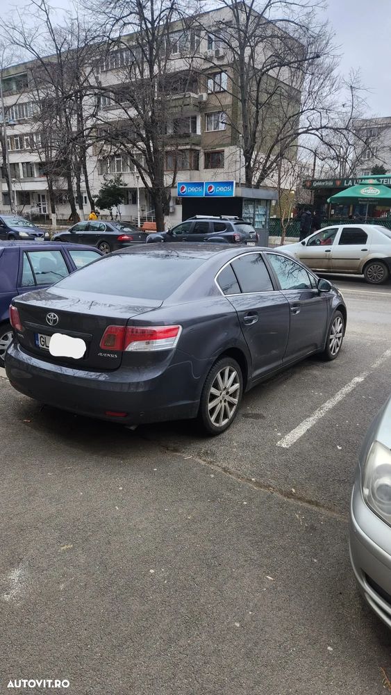 Toyota Avensis 2.2 D-4D Luxury - 5