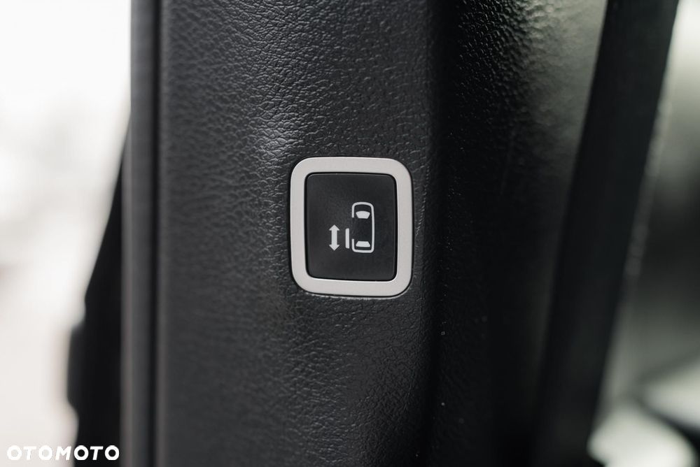 Chrysler Pacifica - 29