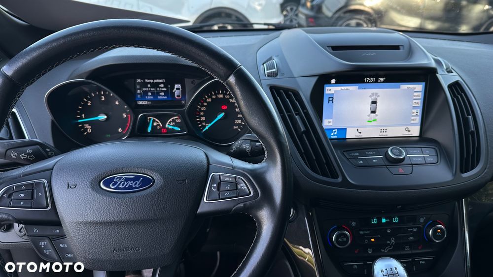Ford Kuga 2.0 TDCi 4x4 ST-Line - 21