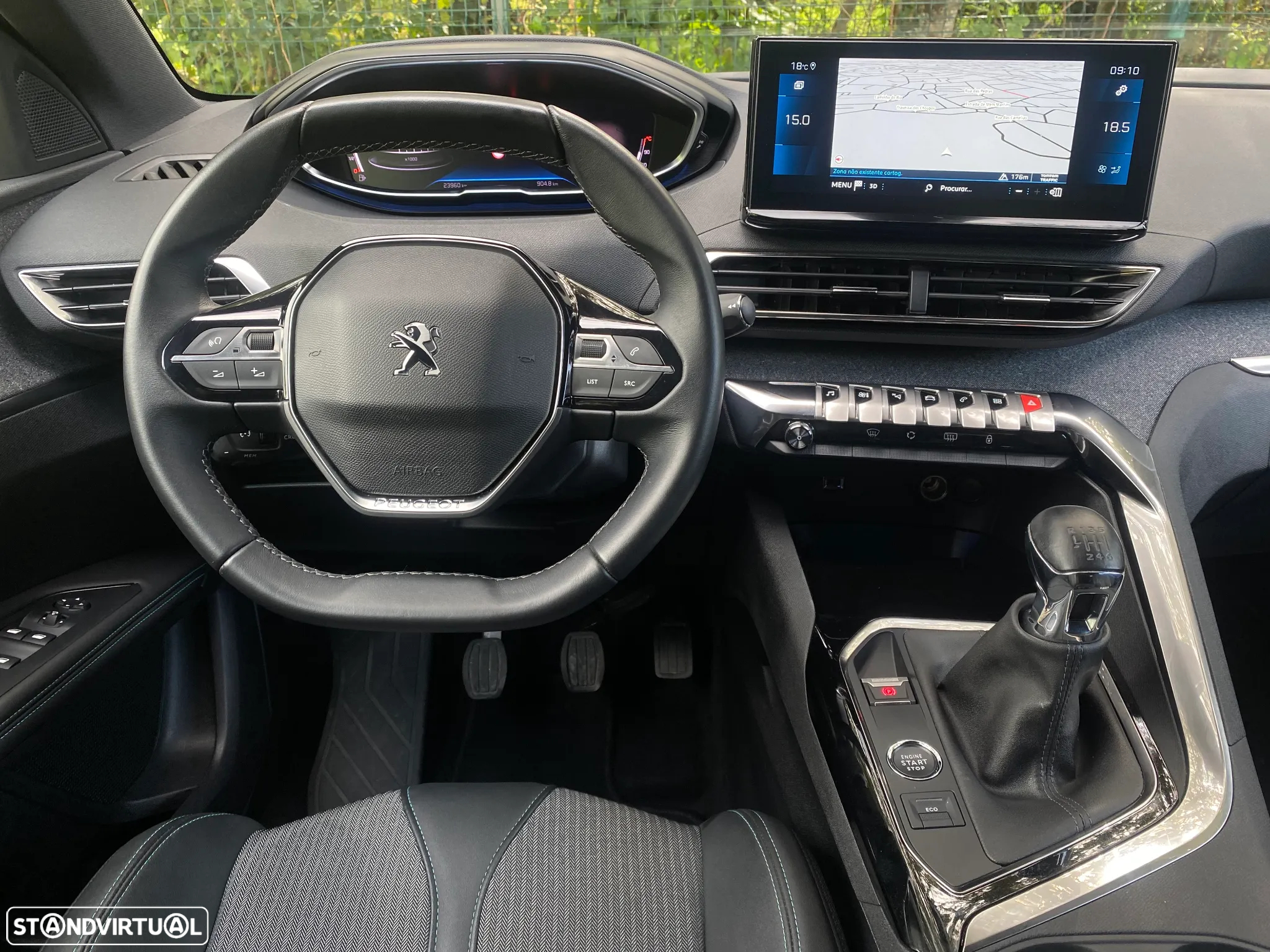 Peugeot 3008 1.2 PureTech Allure Pack - 29