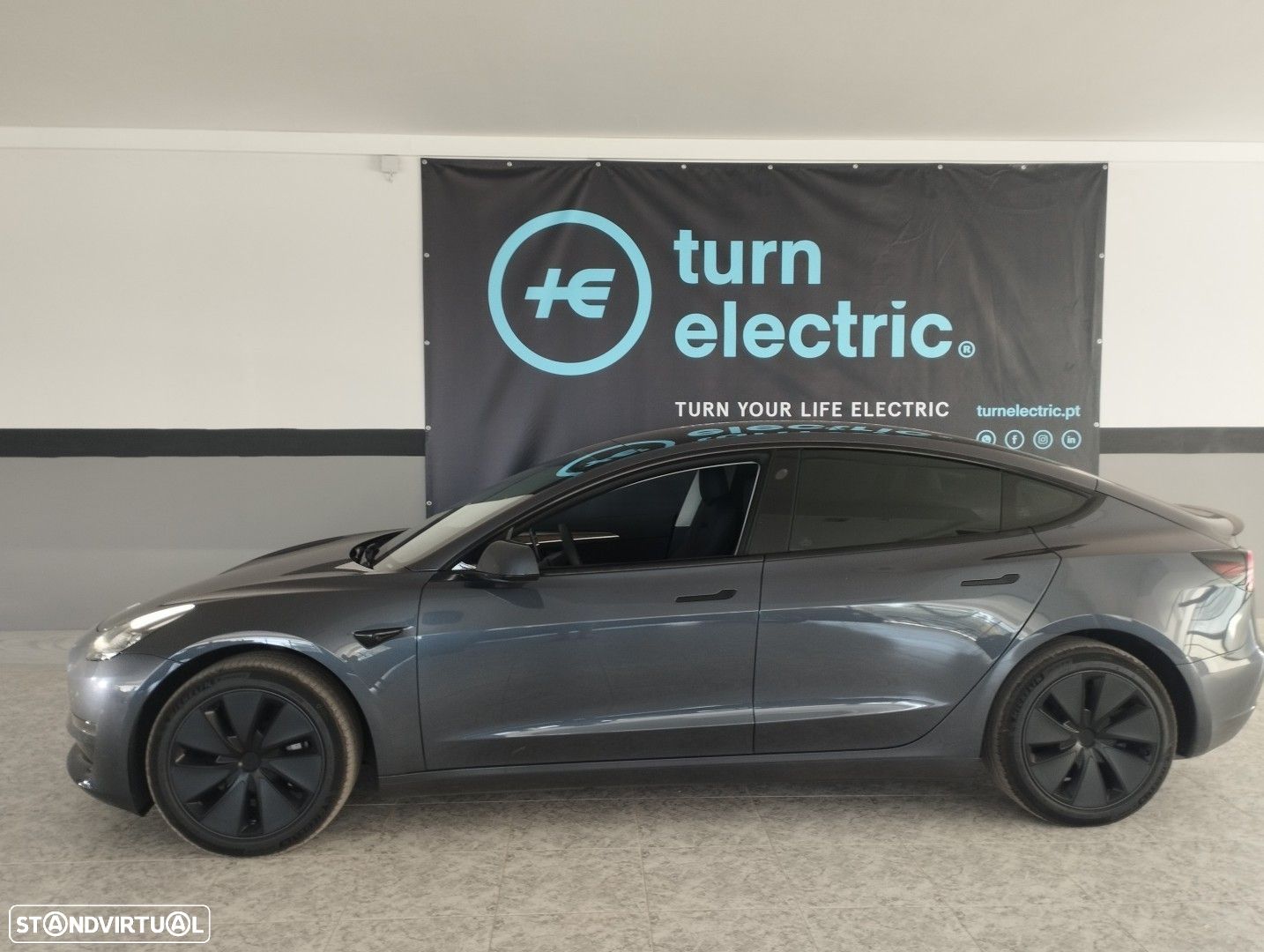 Tesla Model 3 Long Range Tração Traseira - 1